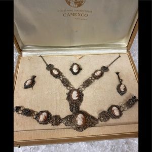 Vintage Camexco Hand Carved Cameo Set